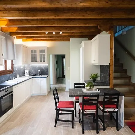 Miranda's Escape Villa