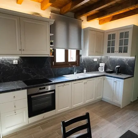 Miranda's Escape Villa