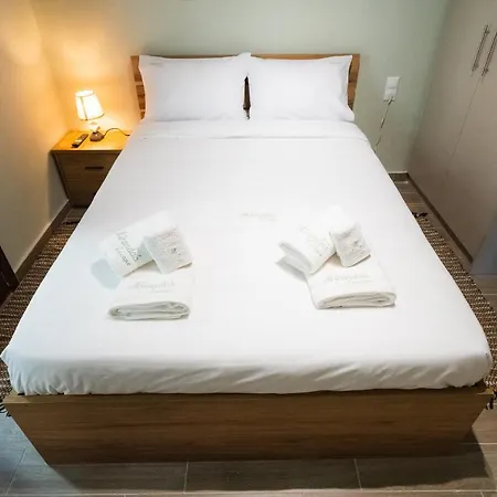 Miranda's Escape Villa