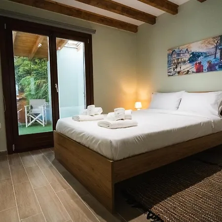 Miranda's Escape Villa Agriá