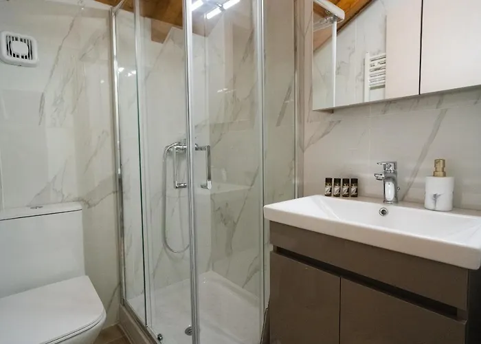 Miranda's Escape Villa *