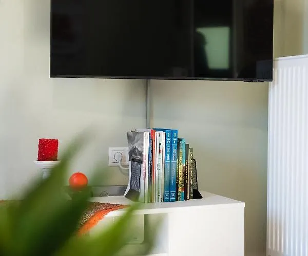 Miranda's Escape Villa